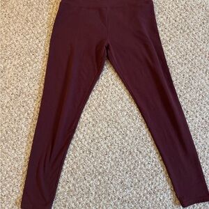 Aerie offline OG  Burgundy women’s Leggings high rise Size L